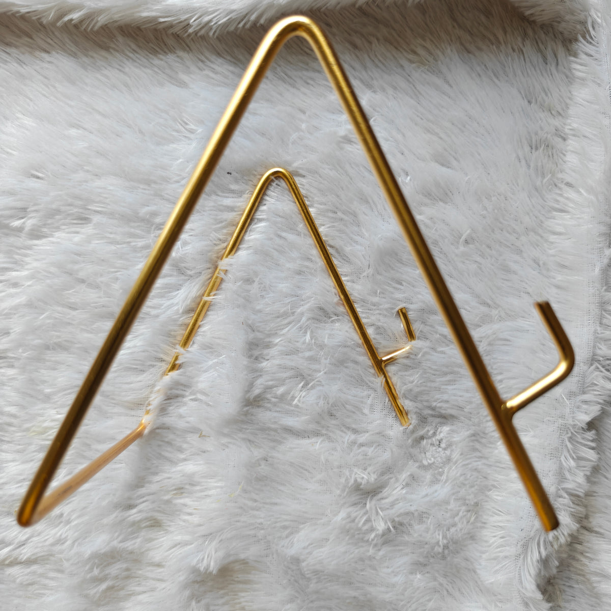 6-Inch Gold Metal Easel Display Stand