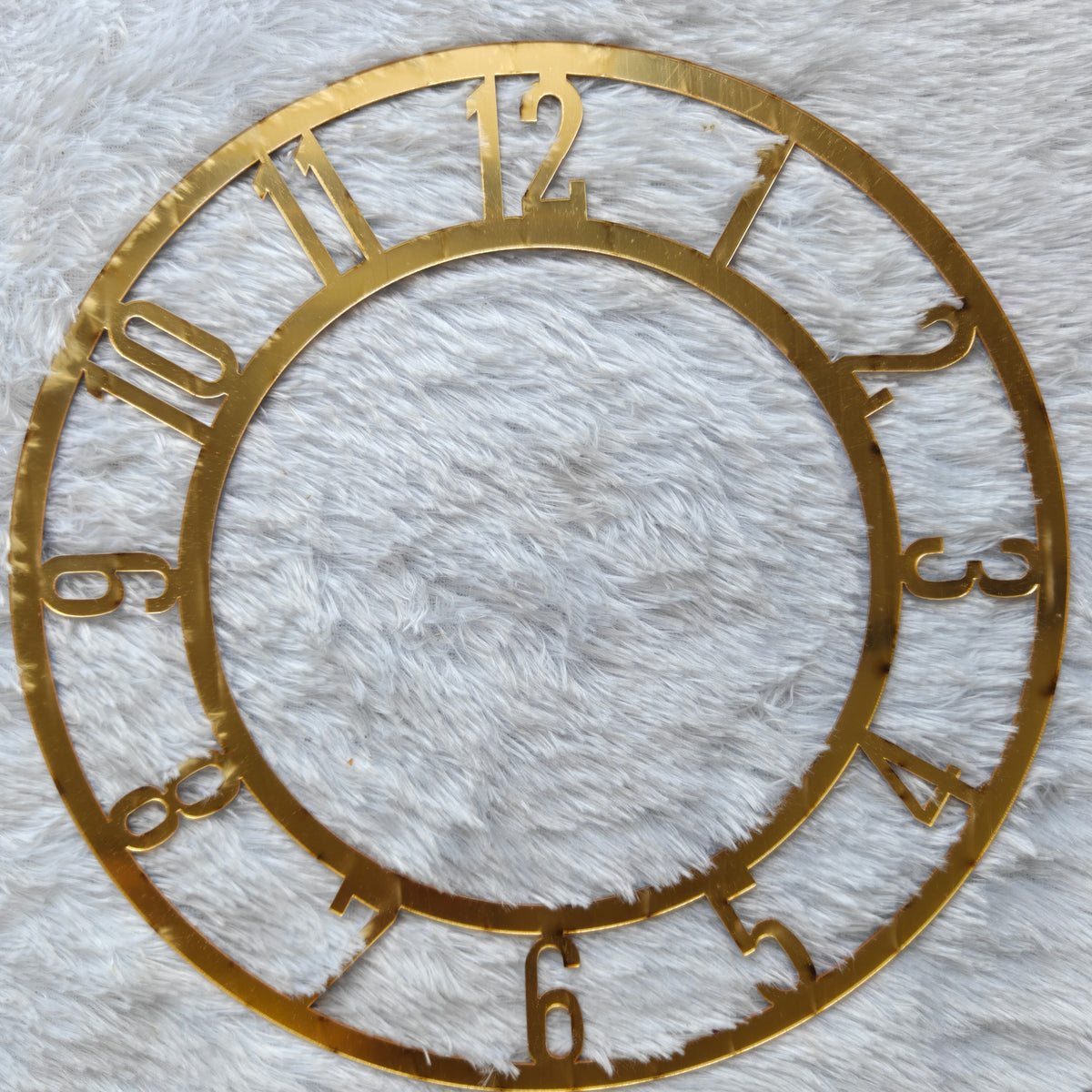 Mirror-Gold Acrylic Arabic Numeral Clock Ring