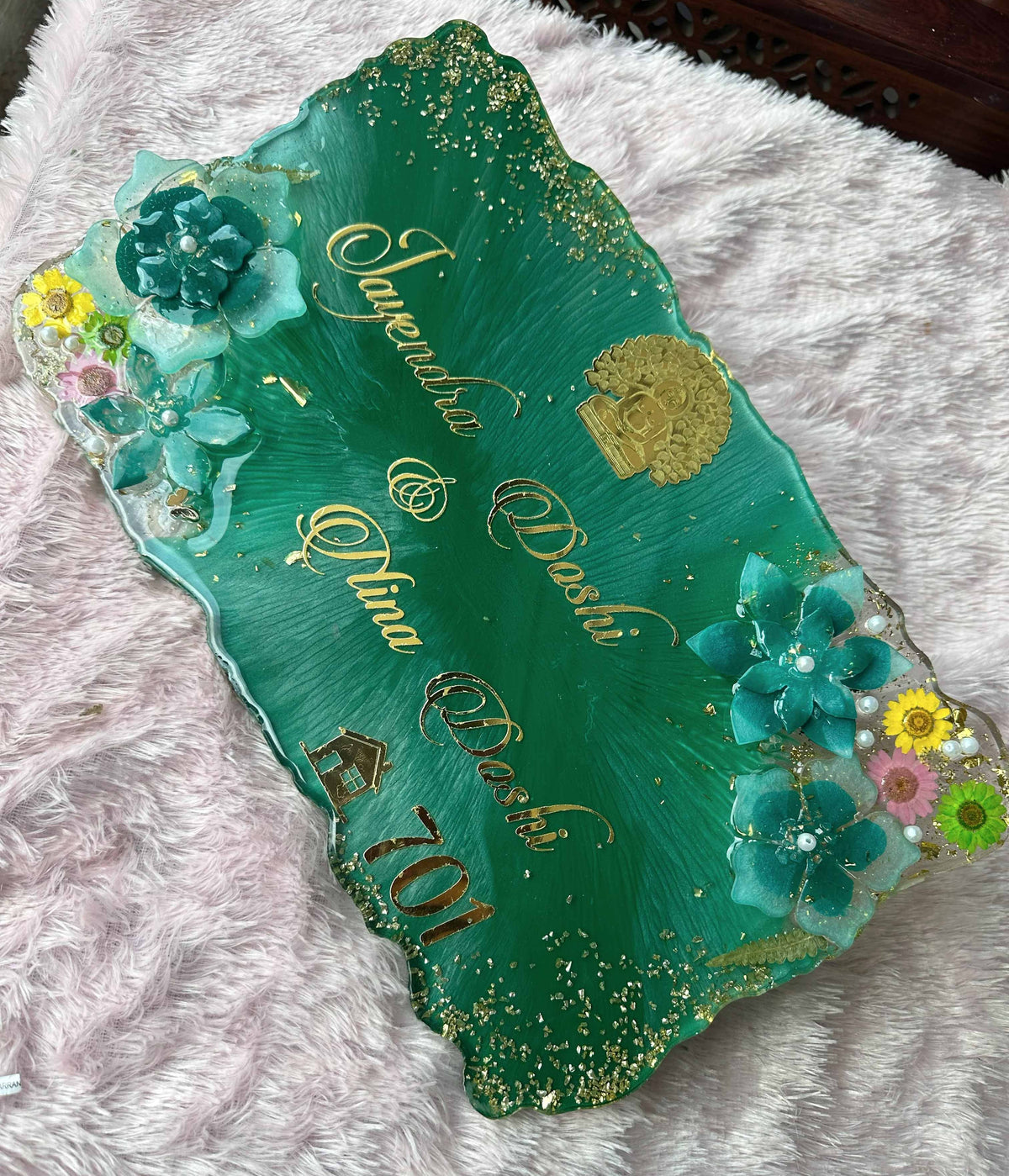 Custom Handcrafted Resin Entrance Name Plates