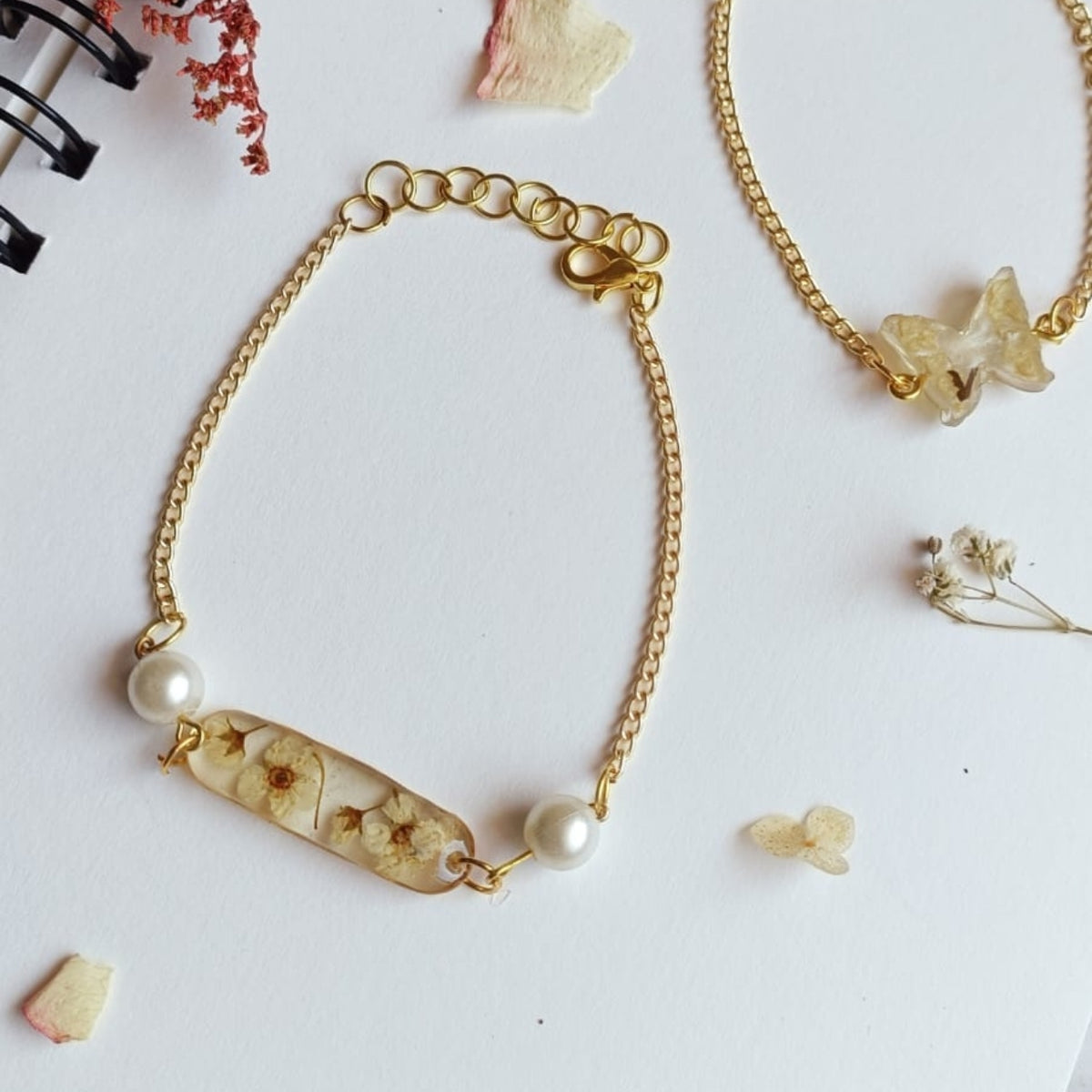 Handcrafted Dainty Resin Botanical Chain Bracelets