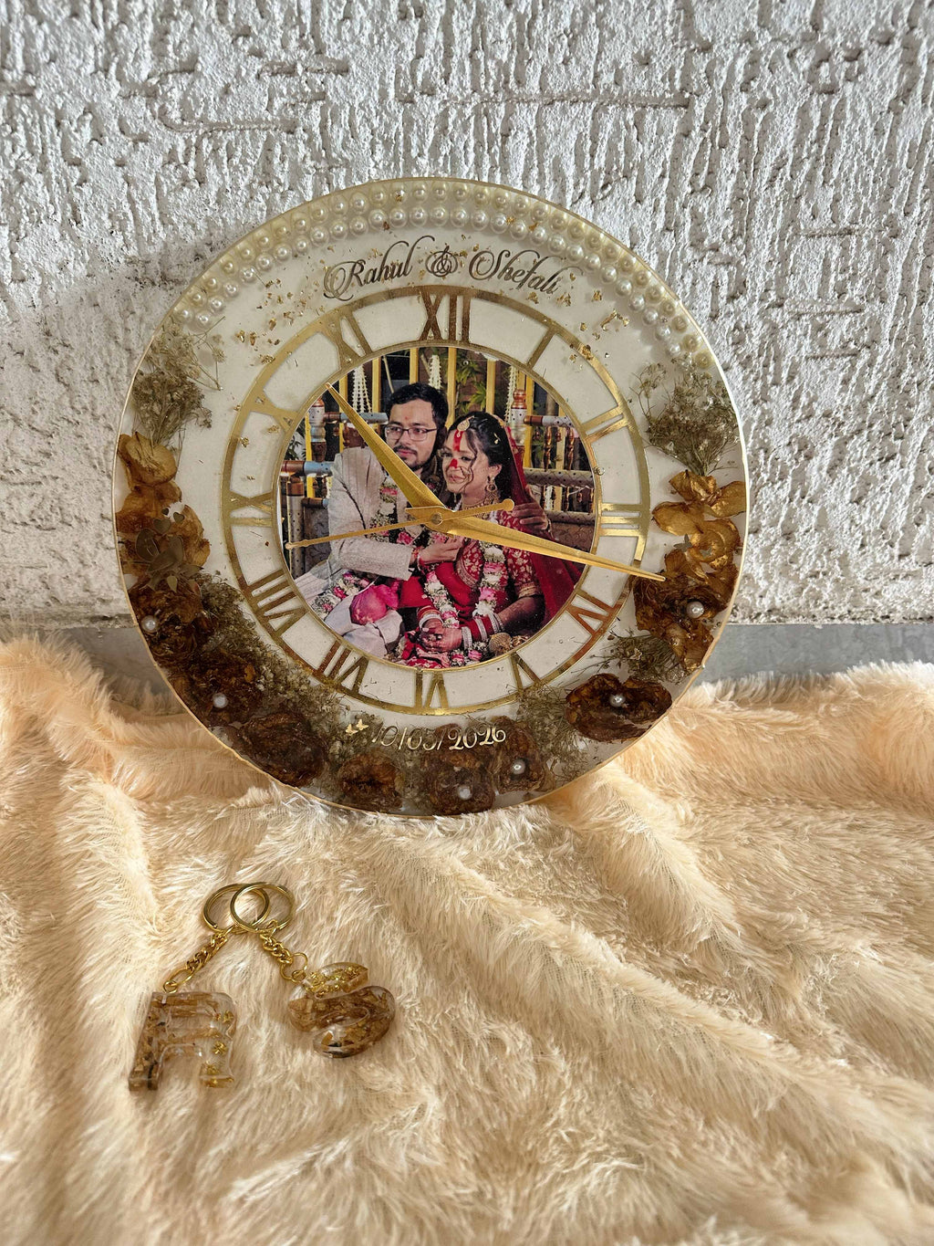 Custom Round Resin Varmala & Flower Preservation Wall Clock